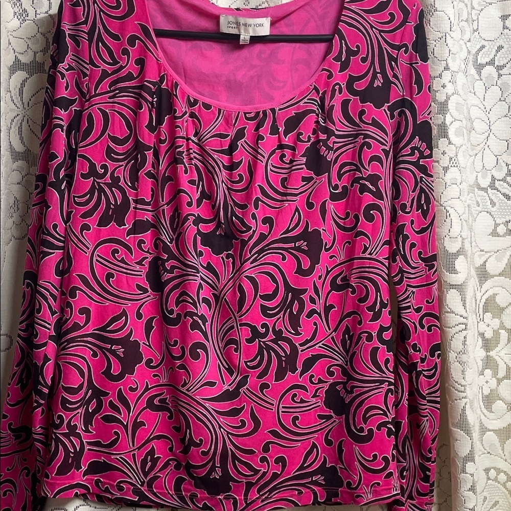 Jones New York Sport Passion Pink and Black Top